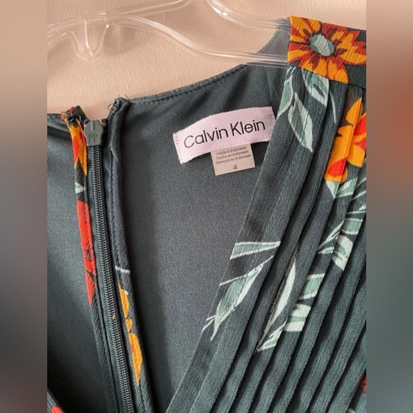 Calvin Klein Green Floral Print Multicolor Chiffon Shift Mini Dress - Picture 6 of 6